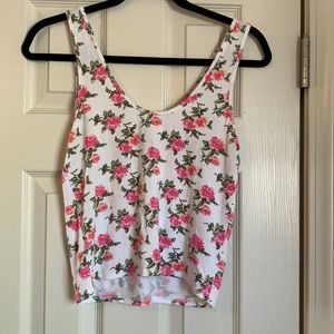American Eagle tank top! 🌸